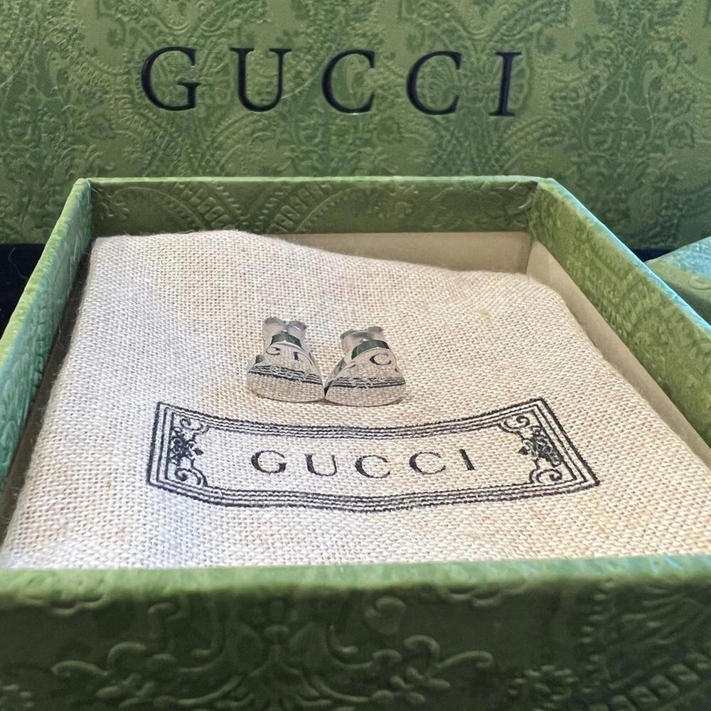 Gucci Trademark Silver Heart-Shaped Earrings (GGXX020) - Picture 3 of 4